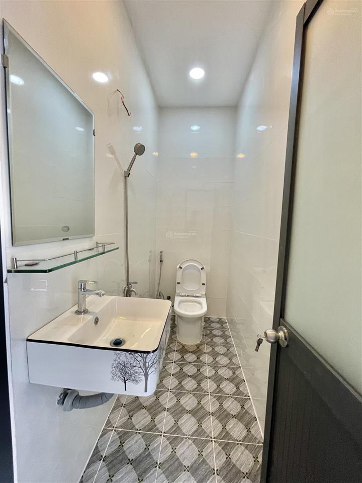 2 tầng . trương phước phan . bình tân . 44m . shr . fun nội thất . đường 4m thông