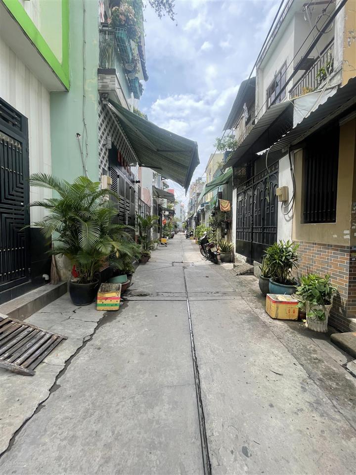 2 tầng . trương phước phan . bình tân . 44m . shr . fun nội thất . đường 4m thông
