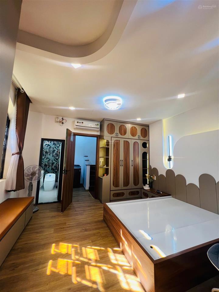 Nhà full nội thất 4 tỷ 8 ngay đối diện bv quân y 175