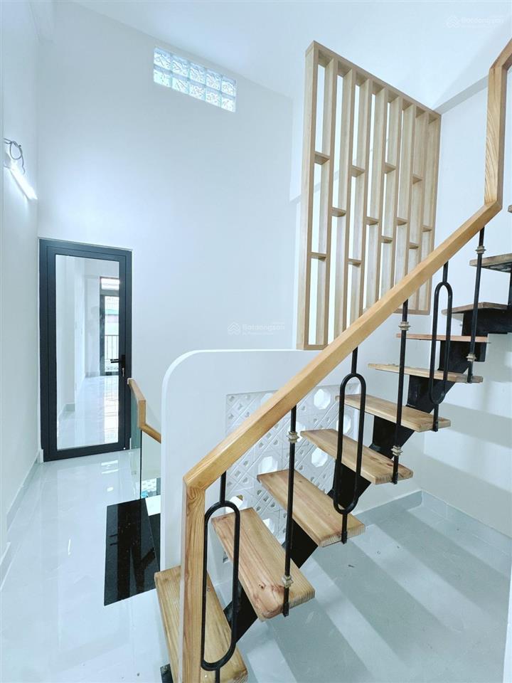 Nhà mới quận 3 55m2  3 tầng  4pn (có pn trệt) chỉ 7.69 tỷ/ tl.  0967 678 ***