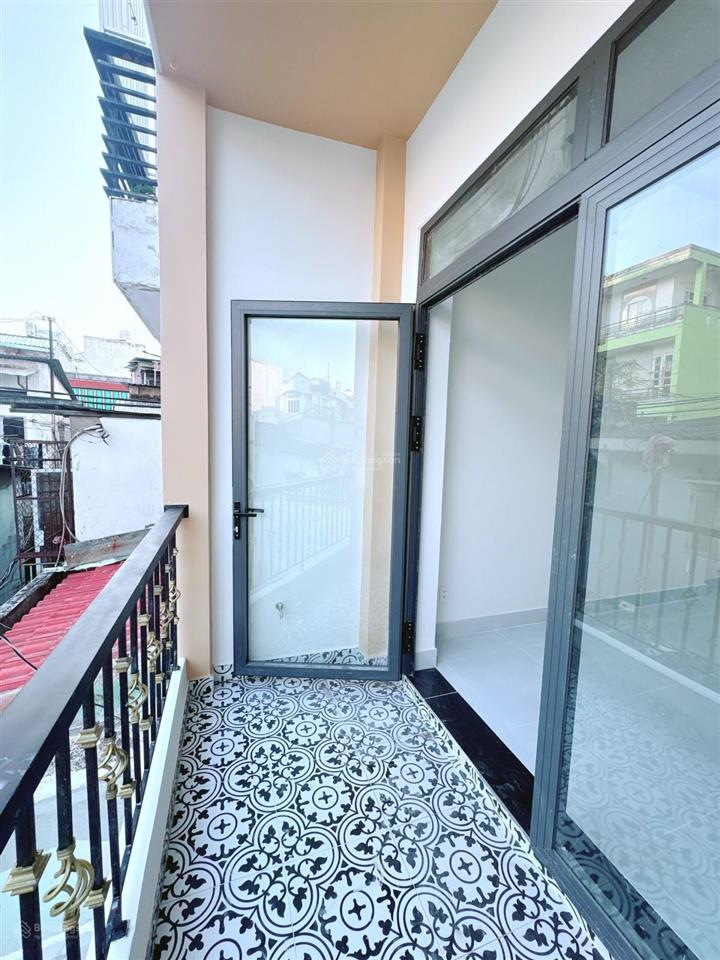 Nhà mới quận 3 55m2  3 tầng  4pn (có pn trệt) chỉ 7.69 tỷ/ tl.  0967 678 ***