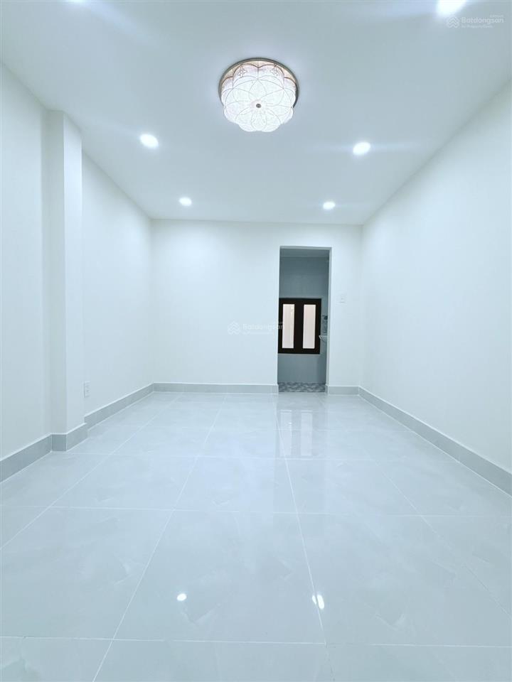 Nhà mới quận 3 55m2  3 tầng  4pn (có pn trệt) chỉ 7.69 tỷ/ tl.  0967 678 ***