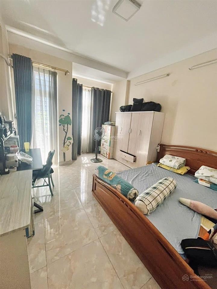 Mặt tiền phó đức chính giáp quận 1, nhà 73m2, 4 tầng, ngang 4.3m, 5pn, giá siêu tốt 13.9 tỷ /tl