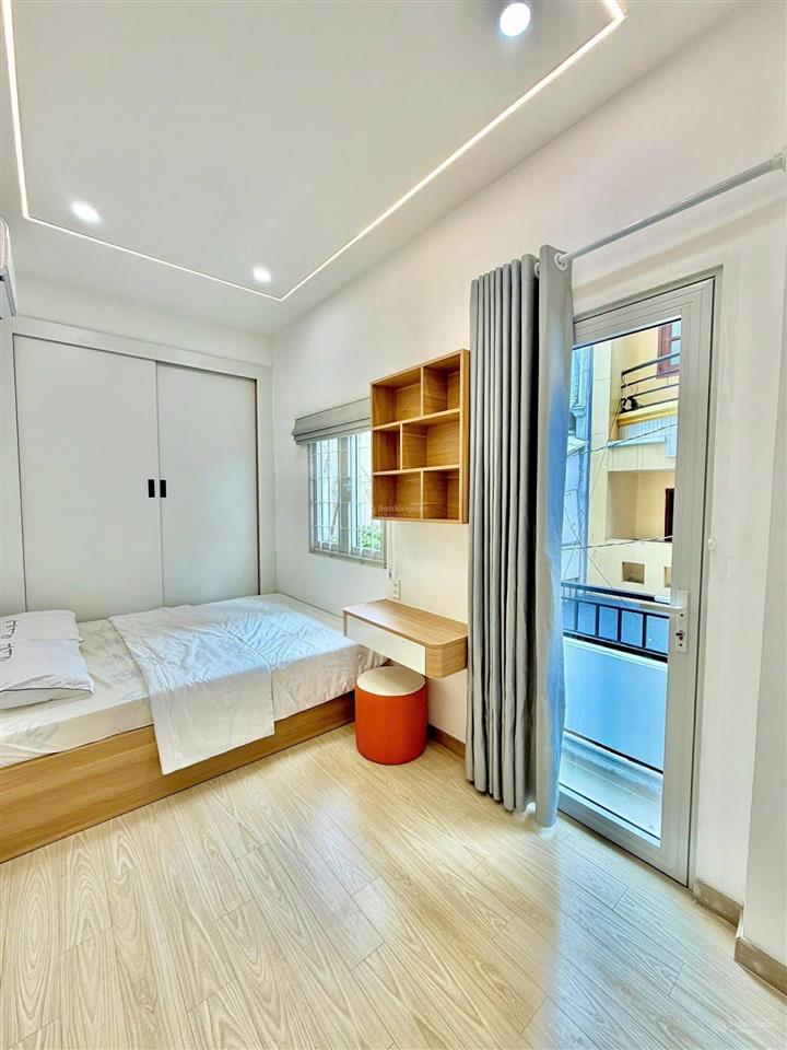 Cách 1 căn ra hẻm xe hơi phan đình phùng 45m2, 4 tầng btct, 4pn ở ngay chỉ 7.65 tỷ.  0967 678 ***