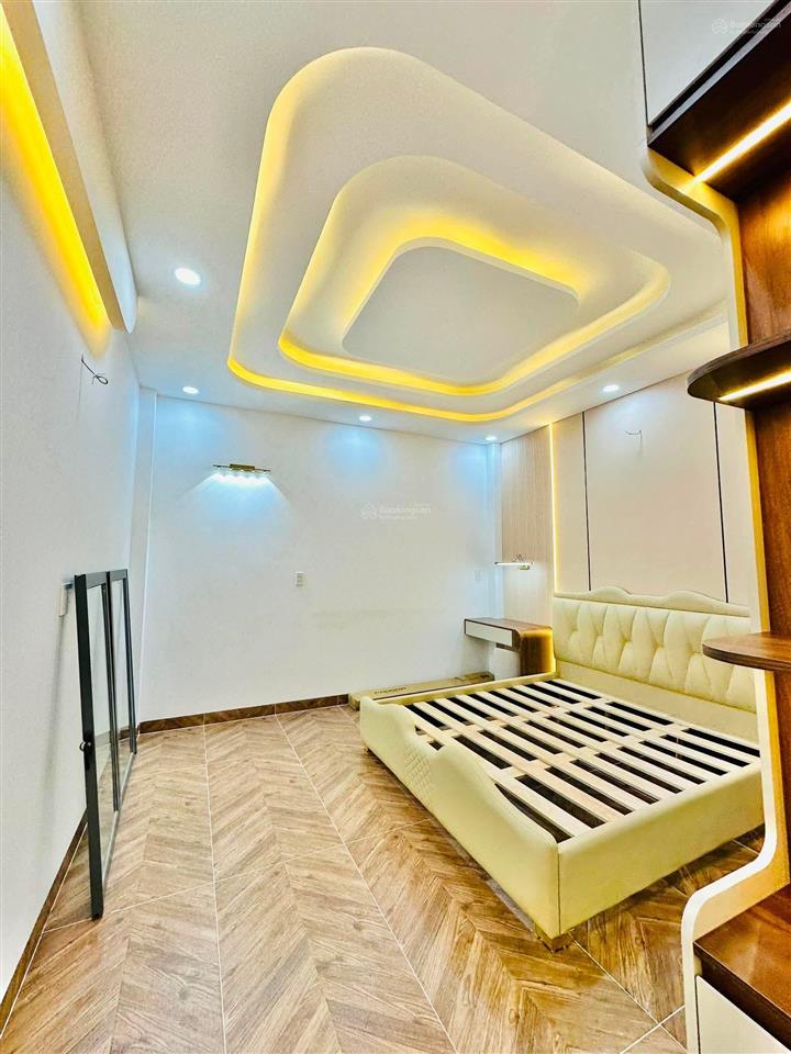 Nhà đẹp khuông việt giáp tân bình giá chỉ 7.65 tỷ! giáp tân bình 66m2, ngang 4.3m, 3pn vào ở ngay