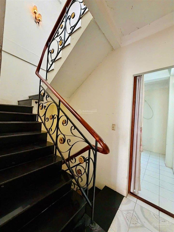 Nhà hẻm xe hơi, gần mặt tiền phan đình phùng 42m2, 4 tầng, 4pn chỉ 7.25 tỷ  xem ngay 0967 678 ***
