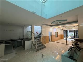 Cách mạng tháng tám ngay công viên lê thị riêng 60m2 hẻm xe hơi thông ngang 4m, 3pn chỉ nhỉnh 9 tỷ