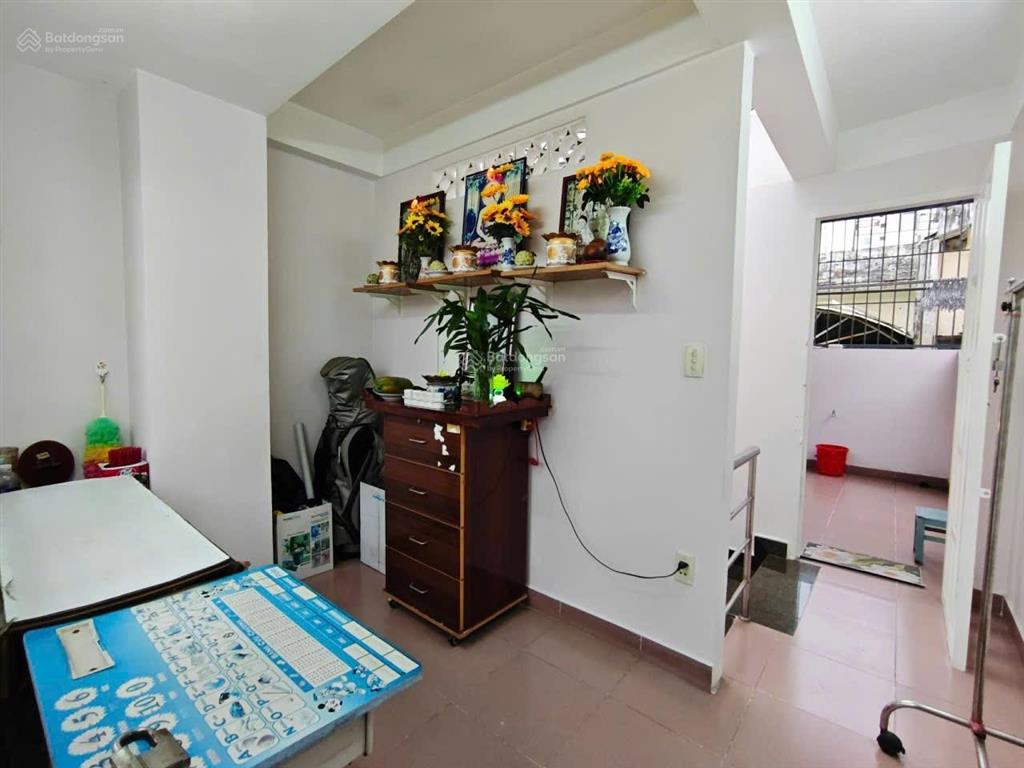 Hẻm thẳng 1 trục đường huỳnh văn bánh, nhà 40m2, 5 tầng 4pn có phòng thờ, mới ở ngay chỉ nhỉnh 7 tỷ