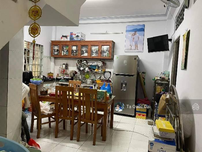 Quận 1  phan ngữ  78m2  15 tỷ  ngang 6.6m  2 mt trước sau  nở hậu
