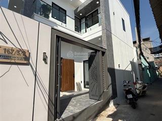 6,4tybiệt thự mới xây 2 tầngq73pndt 11x6nt thông minhshrhc đủliền kề pmhđầy đủ tiện ích