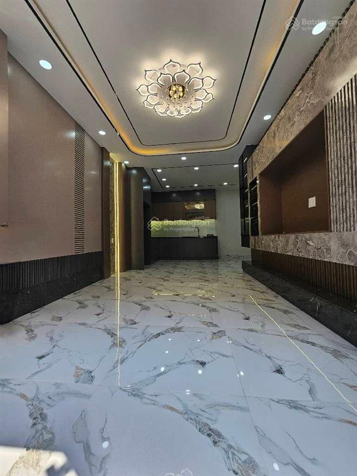 Q7 chỉ 5,5tynhà ngay nhà thi đấu đa năng q7 ,ngang 5mhẻm 502 ,ô tô tới cửa sầm uất đủ tiện ích