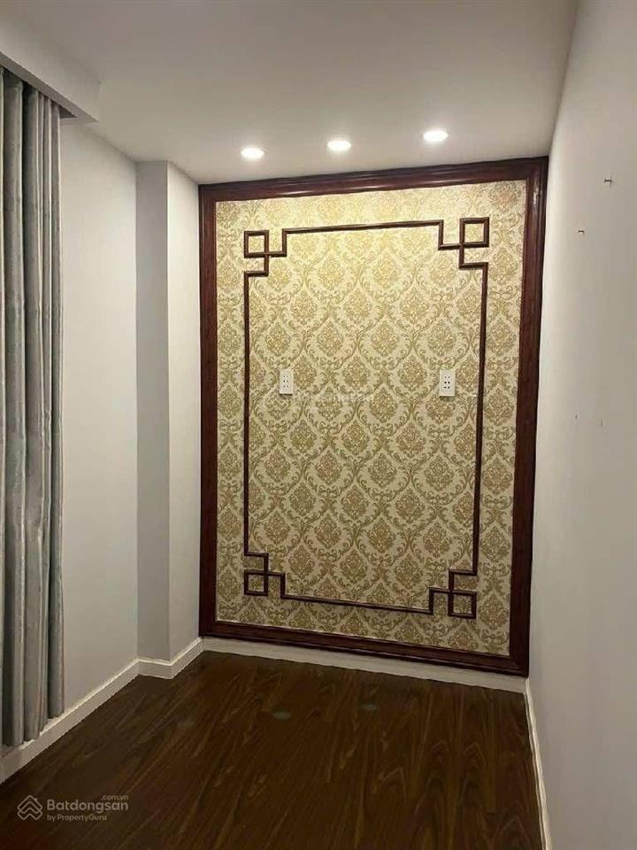 Q7hẻm ô tônhà 4 tầngdt 4x15đang cho thuê 16tr/thshrcc ngay