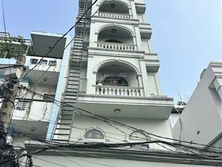Hàng hiếm sẵn dòng tiền q7  chdv7 tầng 32 phòngcó thang máydt 125 m (5,65 x 23,5), nở hậu 10 m