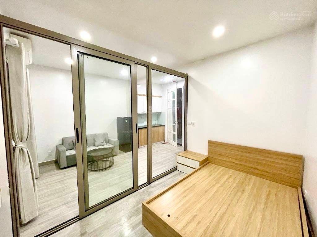 Có 1 không 2chdv đường cầu giấy ô tô đỗ tận cửa view hồ  khu vực nhu cầu cao  dòng tiền khủng.