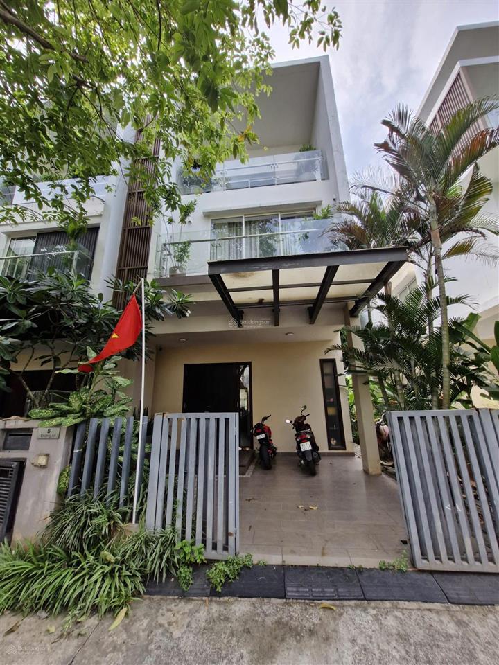 Cho thuê nhà 1 trệt 3 lầu palm residense 55tr/ tháng