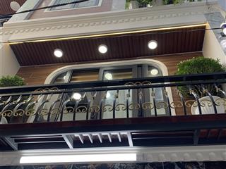 Nhà đẹp bùi văn la khu phân lô đồng bộ xe hơi đổ cổng full nội thất6,7 đ vị trí đườ