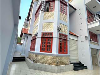 Cần tiền bán gấp nhà khu tên lửa