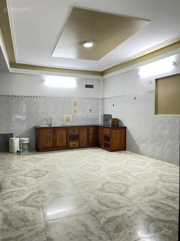 Bán gấp nhà mặt phố ỷ lan, 8,6 tỷ, 69,6 m2, 4pn3wc, hướng tây bắc