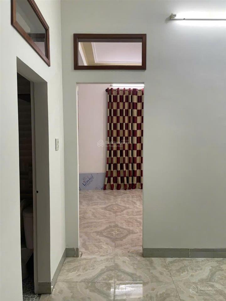 Bán gấp nhà mặt phố ỷ lan, 8,6 tỷ, 69,6 m2, 4pn3wc, hướng tây bắc
