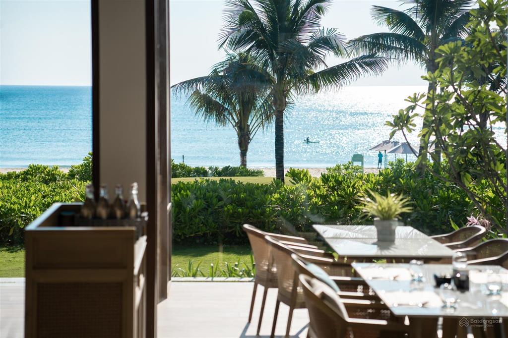 Bán biệt thự đẹp ven biển the ocean resort quy nhơn, 3pn, diện tích 240m2, giá cđt chỉ 8,572 tỷ