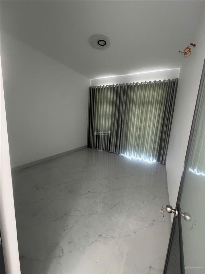Bán nhà phố tại phường quy nhơn, 3,6 tỷ, 48,7m2, hướng tây nam, gần chợ, trường học