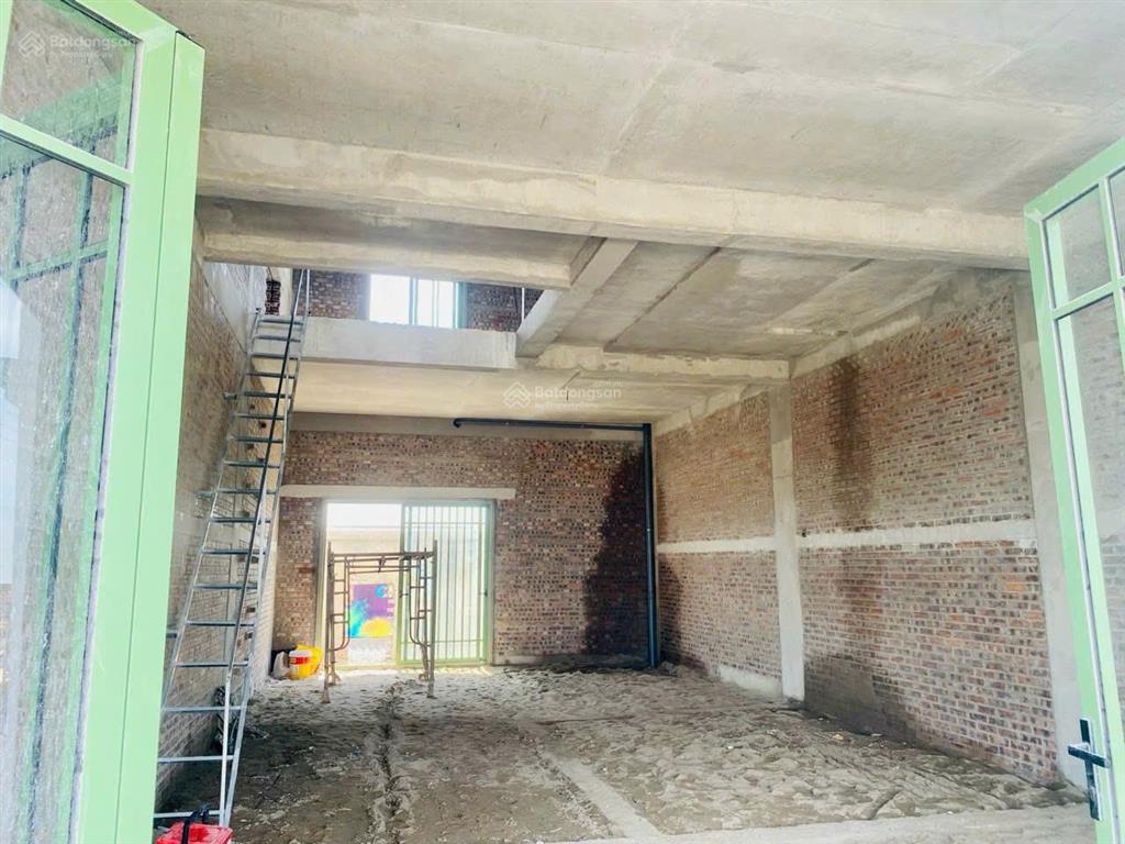 Bán giảm giá nửa tỷ cho căn liền kề 60m2 vị trí đẹp để lên biệt thự tại sun urban city