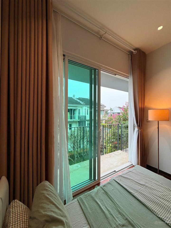 Bán căn liền kề nhà vườn đẹp tại parkcity hà nội, 34 tỷ, 120m2, nhiều tiện ích cao cấp