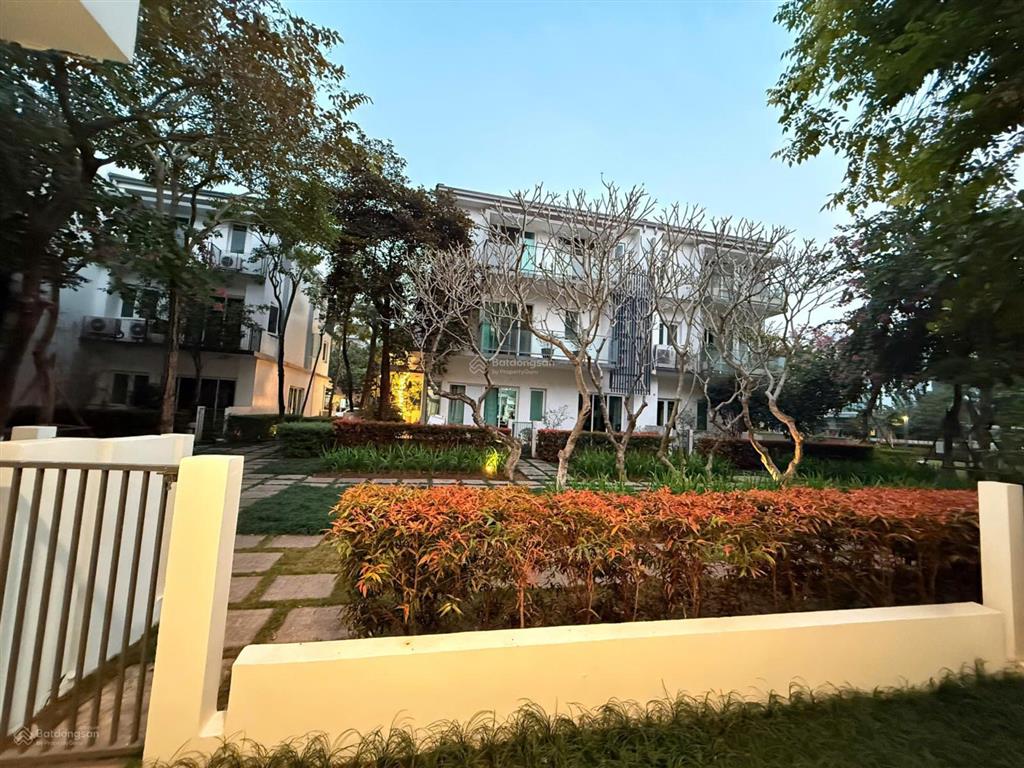 Bán căn liền kề nhà vườn đẹp tại parkcity hà nội, 34 tỷ, 120m2, nhiều tiện ích cao cấp