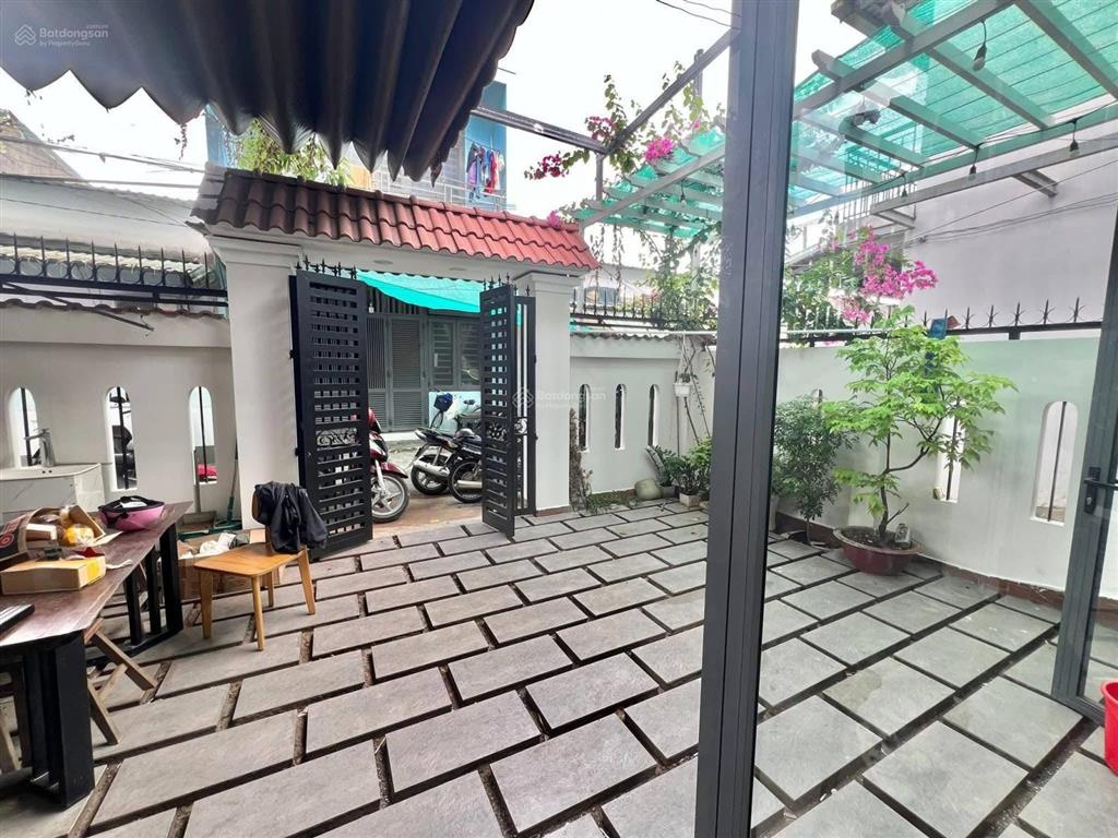 Gđ cần bán lại căn nhà bình trưng đông  q2  120m2  ngang 7m  giá 8tỷ990