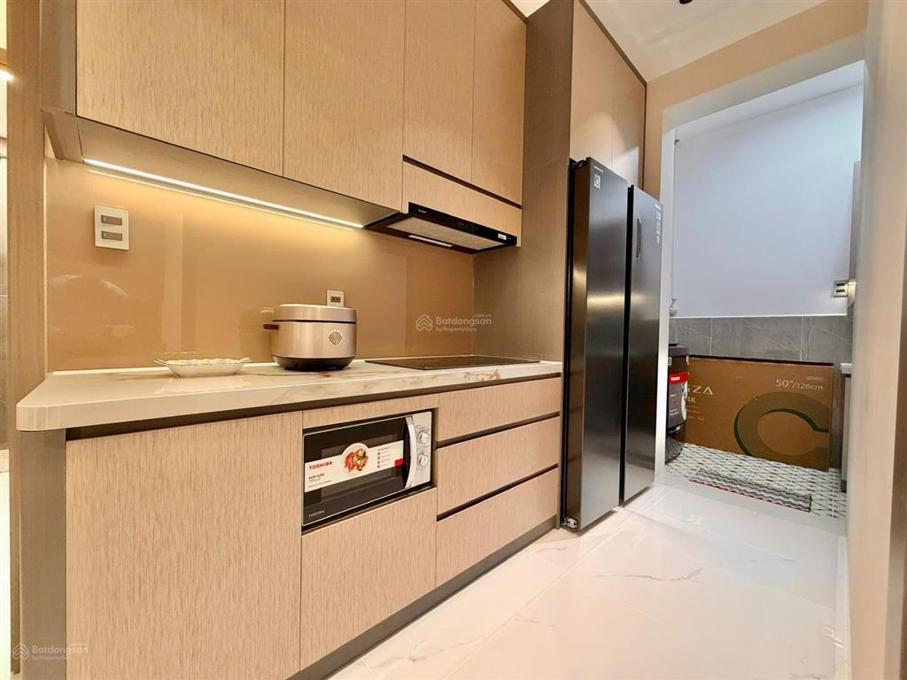 Bán căn hộ chung cư sky garden 3, 6,2 tỷ, 70m2, 3pn, 2wc, q7, hcm