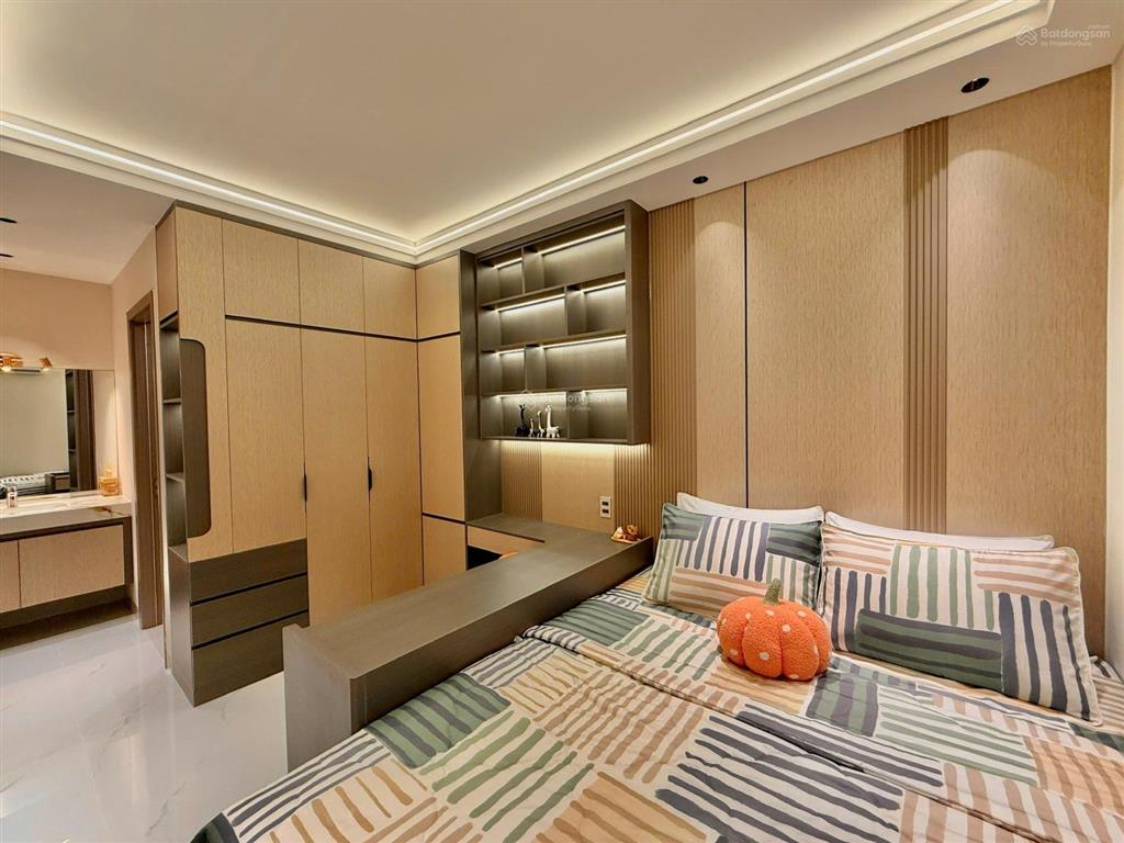 Bán căn hộ chung cư sky garden 3, 6,2 tỷ, 70m2, 3pn, 2wc, q7, hcm