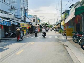 Nhà mặt tiền đường kinh doanh, khuôn việt q.tân phú, cách đầm sen 300m, dt 77m2 giá hơn 9 tỏi