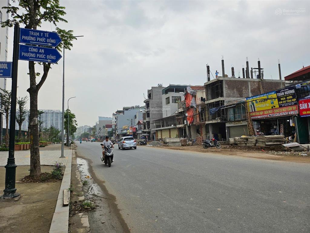 Bán đất nguyễn lam 65m² , mt 4,5m ôtô vào đất giá chào 12,5 tỷ ( còn thương lượng ) .