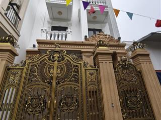 Bán nhà việt hưng 100m² , mt 6m nhà 5 tầng thang máy , gara ôtô giá 20,8 tỷ tl .