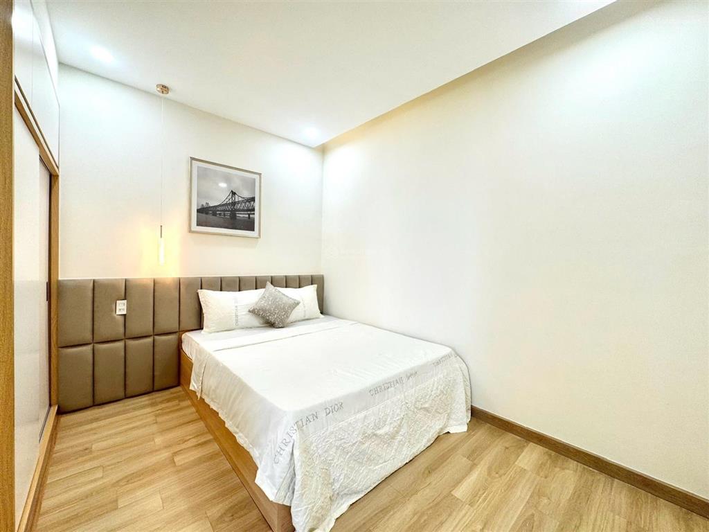 Chính chủ cần bán căn hộ mường thanh viễn triều view chính biển, (tầng 37 căn số 22) toà oc3
