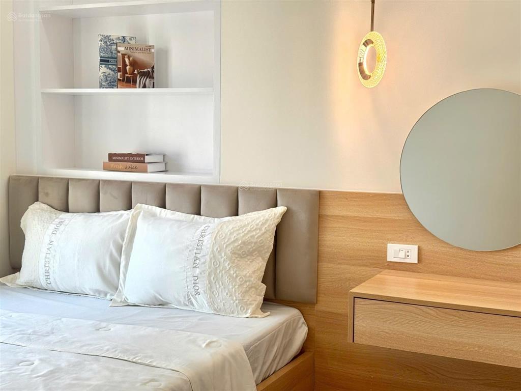 Chính chủ cần bán căn hộ mường thanh viễn triều view chính biển, (tầng 37 căn số 22) toà oc3
