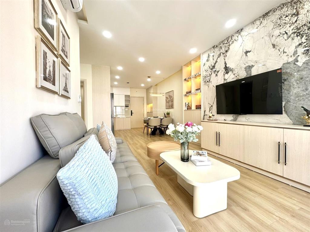 Chính chủ cần bán căn hộ mường thanh viễn triều view chính biển, (tầng 37 căn số 22) toà oc3