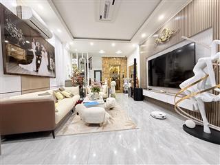 Bán nhà phố trạm 68m2  13,8 tỷ 7 tầng thang máy  gara ô tô full nội thất ô tô tránh gần aeon mall