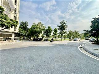 Đất đẹp long biên 16 tỷ 73m2mt 5.6mphân lô tđcvĩa hèô tô tránhkinh doanhsổ vuôngpháp lý chu