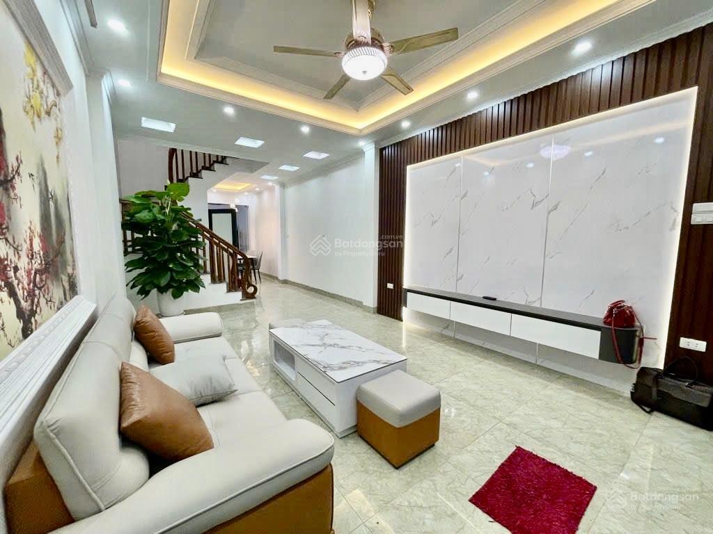 Bán nhà việt hưng 56m2  hơn 9 tỷ  ô tô  full nội thất 5 ngủ trung tâm tiện ích pháp lý rõ ràng