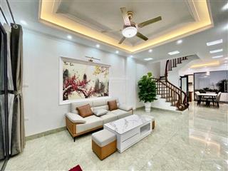 Bán nhà việt hưng 56m2  hơn 9 tỷ  ô tô  full nội thất 5 ngủ trung tâm tiện ích pháp lý rõ ràng