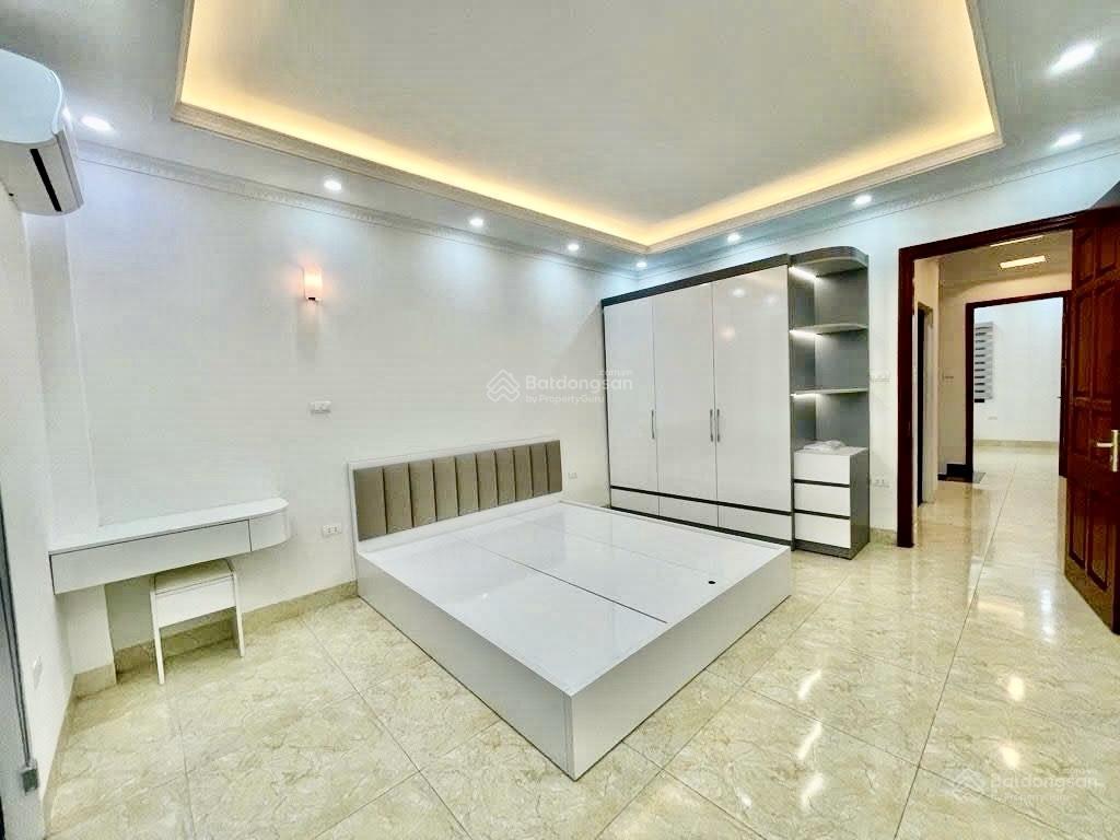 Bán nhà việt hưng 56m2  hơn 9 tỷ  ô tô  full nội thất 5 ngủ trung tâm tiện ích pháp lý rõ ràng