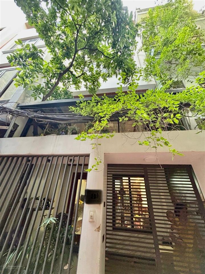 Chính chủ bán gấp nhà bồ đề 75m2  hơn 12 tỷ  dân xây 5 tầng  full nội thất  ô tô gần  sổ vuông