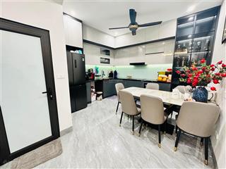 Hạ chào 2 tỷ bán gấp nhà sài đồng 58m2 hơn 8 tỷ 5 tầng 6 ngủ dân xây full nội thất pháp lý rỏ ràng