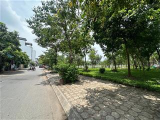 Bán gấp thửa đất việt hưng 52m2  hơn 11 tỷ  phân lô  vỉa hè  ô tô tránh  kinh doanh  sổ vuông