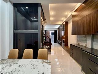 Hạ chào 2 tỷ cần bán gấp nhà thạch bàn 60m2  hơn 8 tỷ 5 tầng thang máy full nội thất ô tô gần 5 pn