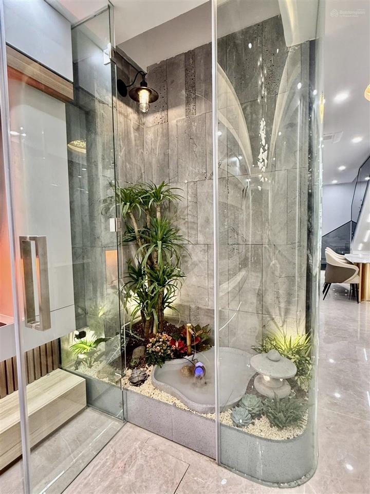 Hạ chào 4 tỷ còn 15 tỷ bán gấp nhà ngọc thuỵ80m2thang máyfull nội thấtô tô gần chợmipec