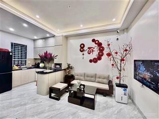 Bán nhà trung tâm gia thuỵ 43m2hơn 7 tỷ nhà 5 tầng4 pn matserfull nội thấtgần trường gia thuỵ