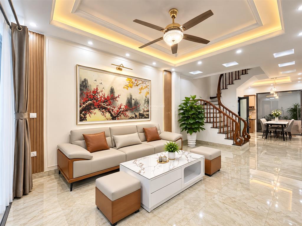 Bán nhà việt hưng 7,9 tỷ56m25 pnfull nội thấtđường quy hoạch 9,5m có vỉa hètiềm năng