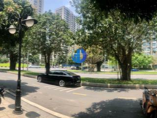 Bán gấp cặp 02 căn shophouse nhìn đường lớn. dtxd 450m2, 5t, đang ở. giá 33,5 tỷ